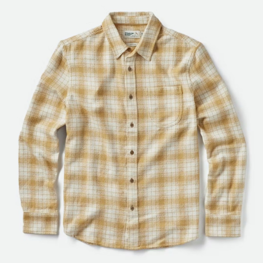 Huckberry: Wellen Men’s Brushed Hazy Flannel Shirt. Size Medium Color: Sand